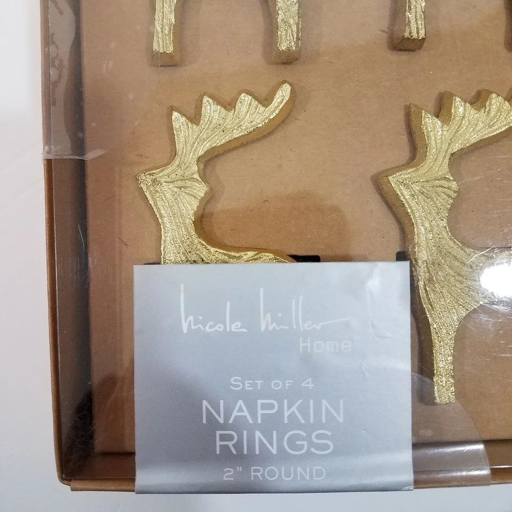 Nicole Miller Reindeer Napkin Rings New 4